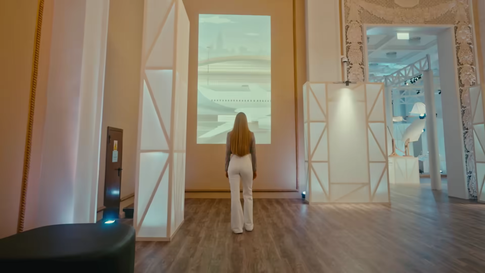 航空博物馆 — -.618 immersive experience